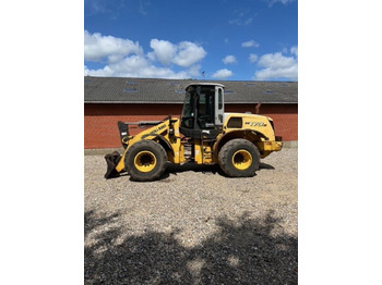 Wheel loader New Holland W170D: picture 3