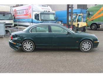 Sedan Jaguar S-TYPE 3.0 V6 EXECUTIVE +EURO 3: picture 4