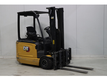 Electric forklift CATERPILLAR EP