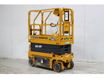 Scissor lift XCMG