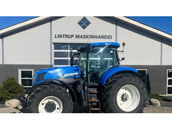 Farm tractor NEW HOLLAND T7.270