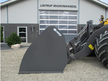 Wheel loader VOLVO