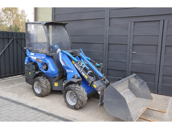 Loader MULTIONE 7.3 SD: picture 1