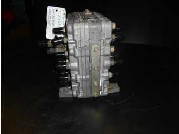 Hydraulic valve for Construction machinery Hitachi 4645278: picture 4