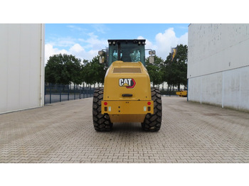 Compactor Caterpillar CS 74 B: picture 3