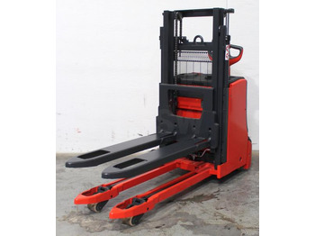 Stacker Linde D 08 1160: picture 2