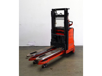Stacker Linde D 08 1160: picture 2