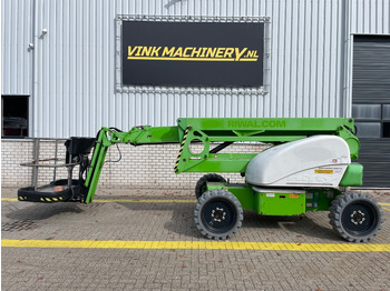 Articulated boom NIFTYLIFT