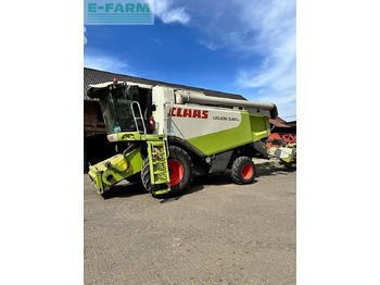 Combine harvester CLAAS