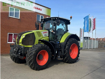 Farm tractor CLAAS Axion 830