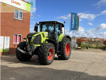 Farm tractor CLAAS Axion 850