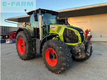 Farm tractor CLAAS Axion 870