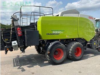 Square baler CLAAS
