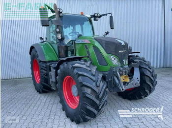 Farm tractor FENDT 724 Vario
