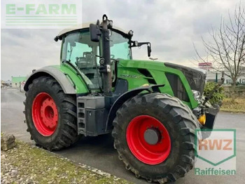Farm tractor FENDT 826 Vario