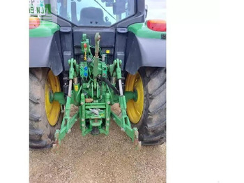 Farm tractor John Deere 6110m: picture 5