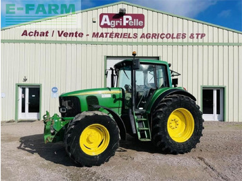 Farm tractor JOHN DEERE 6820