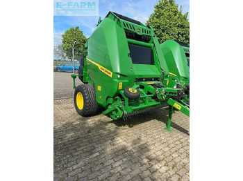 Square baler JOHN DEERE