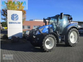 Farm tractor NEW HOLLAND T5