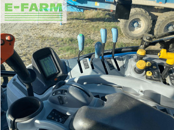 Farm tractor New Holland t7.165s range command s5 S: picture 4
