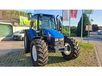 Farm tractor NEW HOLLAND TL