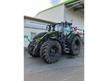 Farm tractor VALTRA