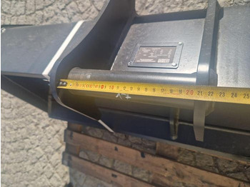 New Bucket Big Böschungslöffel 140 cm mit Lehnhoff M03 Symblock Aufnahme: picture 3