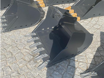 Bucket Big Tieflöffel 70 cm mit Martin M03 Aufnahme: picture 2 Bucket Big Tieflöffel 70 cm mit Martin M03 Aufnahme: picture 2