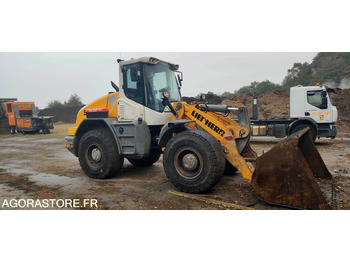 Loader LIEBHERR
