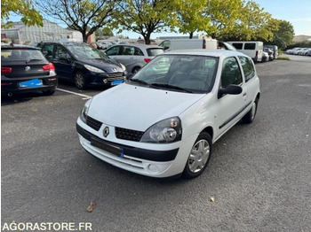 Car RENAULT