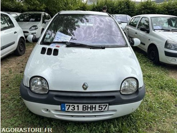 Car RENAULT