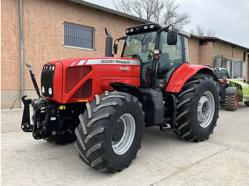 Farm tractor