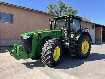 Farm tractor