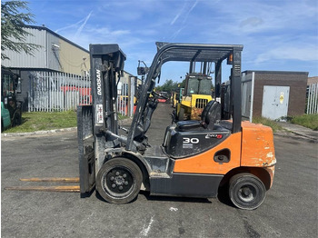 Diesel forklift DOOSAN