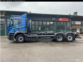 Hook lift truck MAN TGS