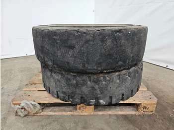 Tire for Truck Michelin FULL RUBBER - 315/80R22.5: picture 2