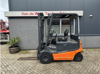 Electric forklift STILL R60