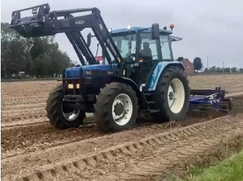 Farm tractor FORD
