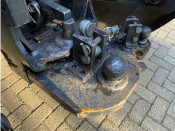 Farm tractor NEW HOLLAND