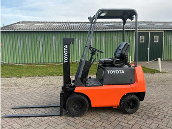 Forklift TOYOTA