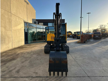 Excavator VOLVO - 2012 - EC55B - MIDI EXCAVATOR: picture 2