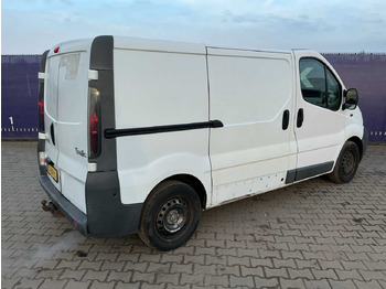 Van 2006 - RENAULT - TRAFIC - 1.9 DCI L1H1 - COMMERCIAL VEHICLE: picture 4 Van 2006 - RENAULT - TRAFIC - 1.9 DCI L1H1 - COMMERCIAL VEHICLE: picture 4