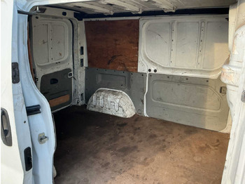 Van 2006 - RENAULT - TRAFIC - 1.9 DCI L1H1 - COMMERCIAL VEHICLE: picture 5 Van 2006 - RENAULT - TRAFIC - 1.9 DCI L1H1 - COMMERCIAL VEHICLE: picture 5