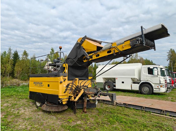 Road sweeper