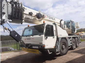 Mobile crane TEREX