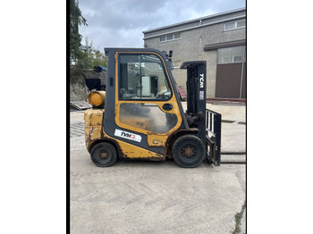 LPG forklift Chariot élévateur frontal au gaz TCM 25: picture 4
