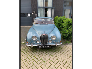 Car JAGUAR