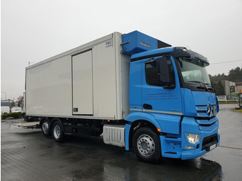 Leasing of Mercedes-Benz ANTOS 2540 REFRIGERATOR + LIFT + SIDE DOOR Mercedes-Benz ANTOS 2540 REFRIGERATOR + LIFT + SIDE DOOR: picture 5 Leasing of Mercedes-Benz ANTOS 2540 REFRIGERATOR + LIFT + SIDE DOOR Mercedes-Benz ANTOS 2540 REFRIGERATOR + LIFT + SIDE DOOR: picture 5