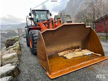 Wheel loader Hitachi zw370-6: picture 3