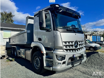 Hook lift truck MERCEDES-BENZ Arocs